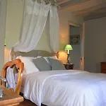 Guest house La Fournio 4*